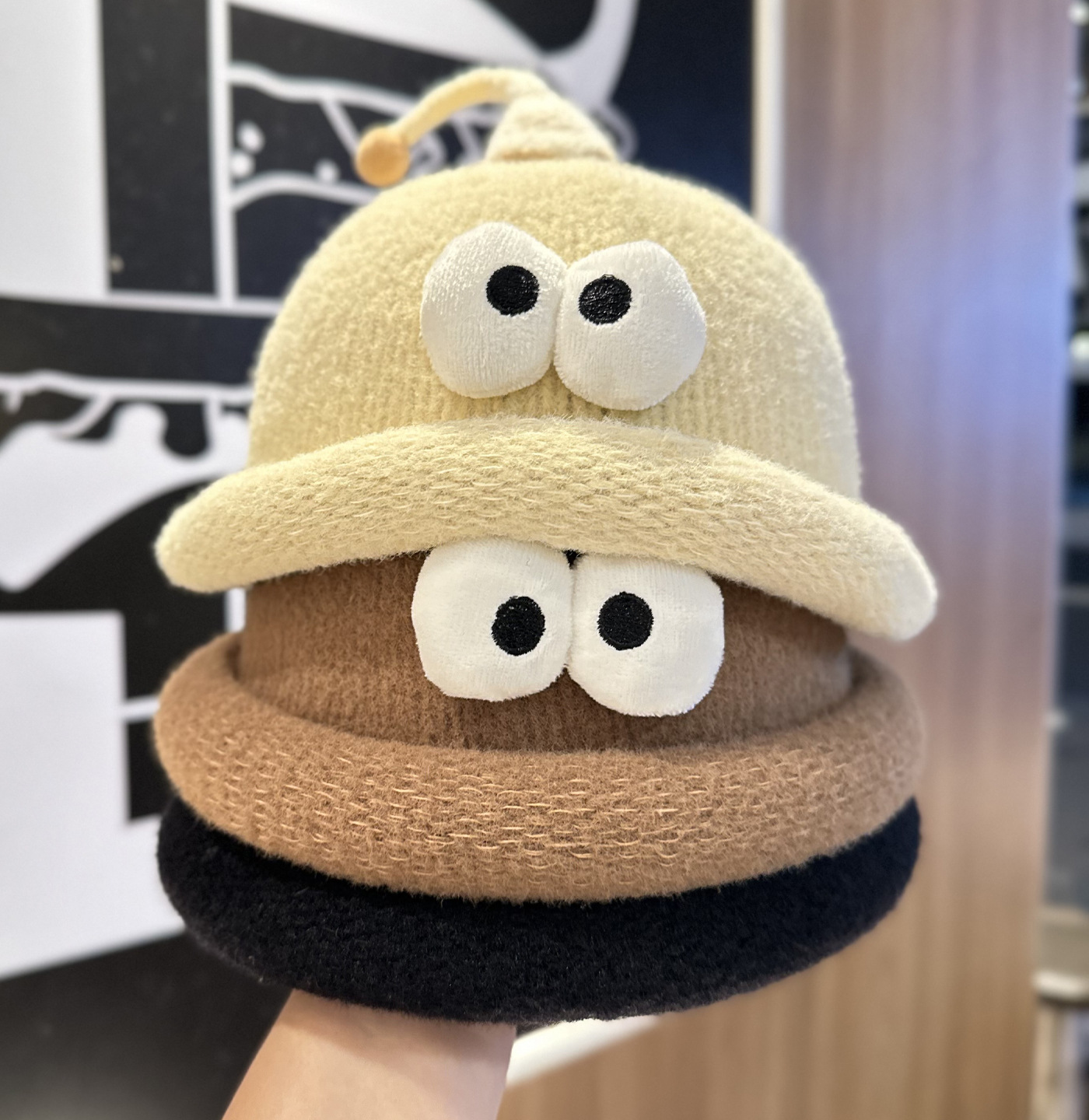 Playful Big-Eyed Garlic Knitte - Beanie Cuffed Knit review and price